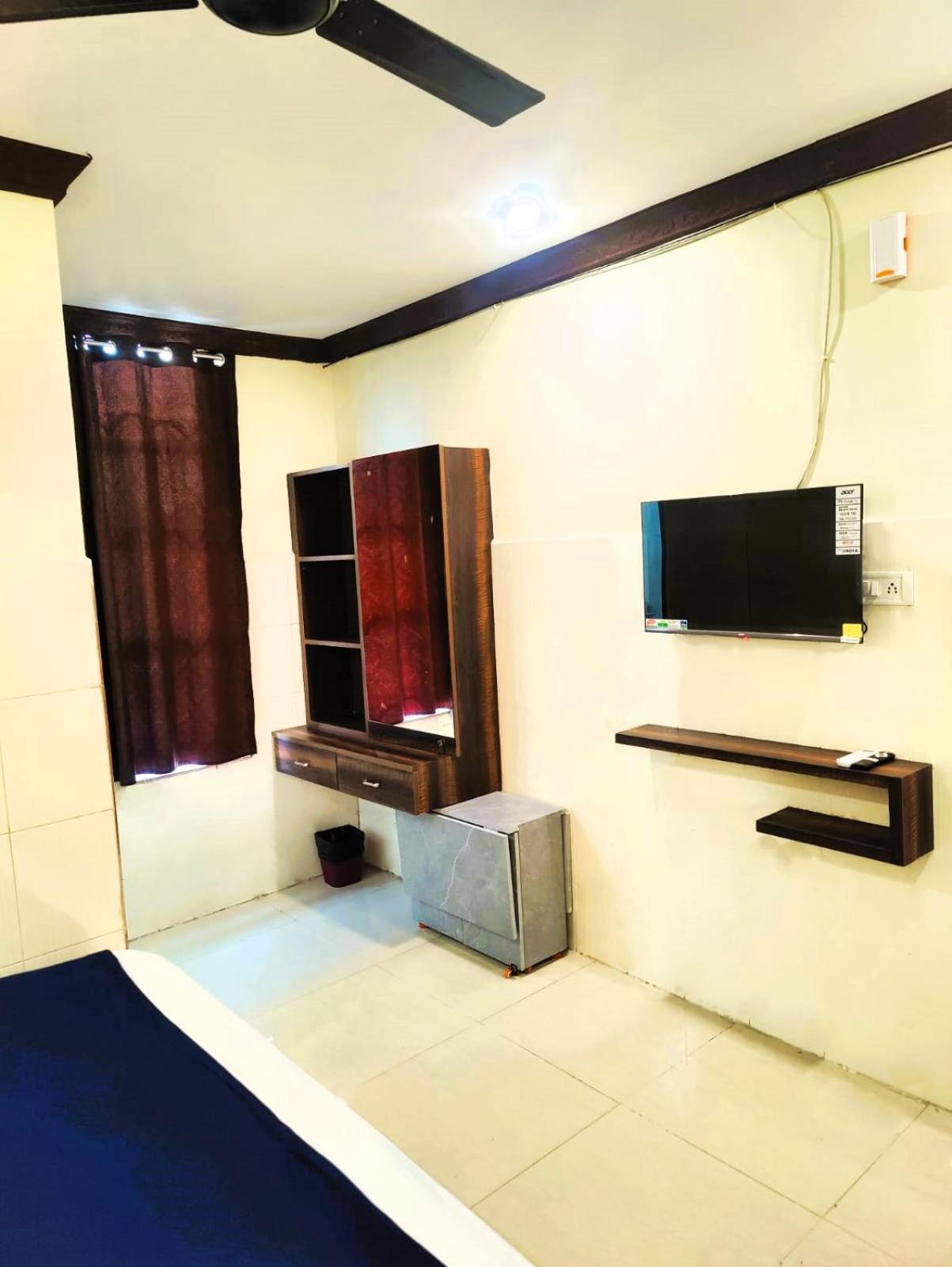 The Livin Residency Hotel Visakhapatnam Ngoại thất bức ảnh